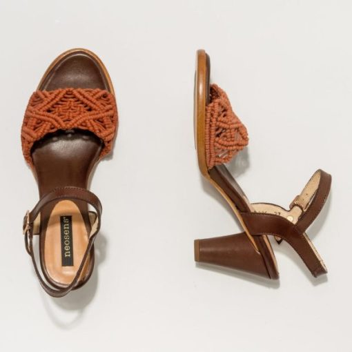 Trendsetwear.shop29f50005c2 4