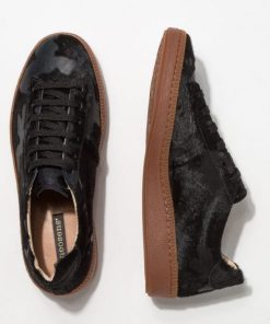 Trendsetwear.shop4a632ab83c 4